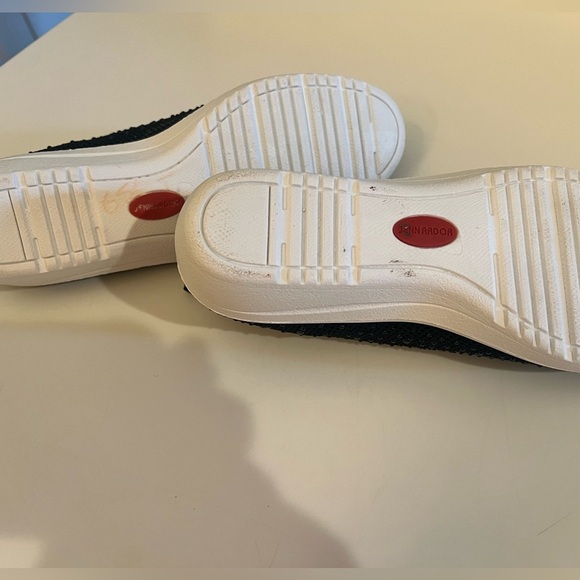 JEAN ARDOR WOMEN’S LIGHTWEIGHT, BREATHABLE BLACK SIZE 7 SLIP-ON WALKING SHOES - Picture 5 of 9